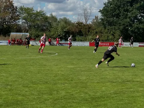 Szene aus dem Spiel STV Deutenbach 2 – 1. FC Heilsbronn, Bild 4
