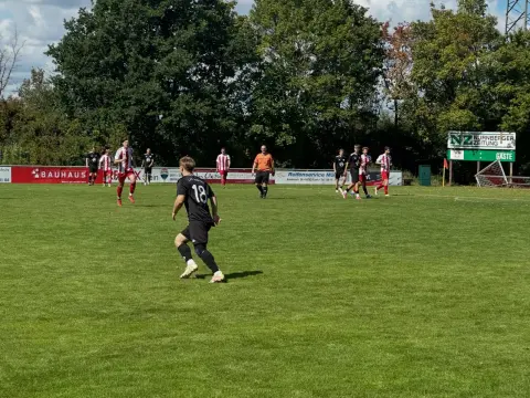 Szene aus dem Spiel STV Deutenbach 2 – 1. FC Heilsbronn, Bild 1