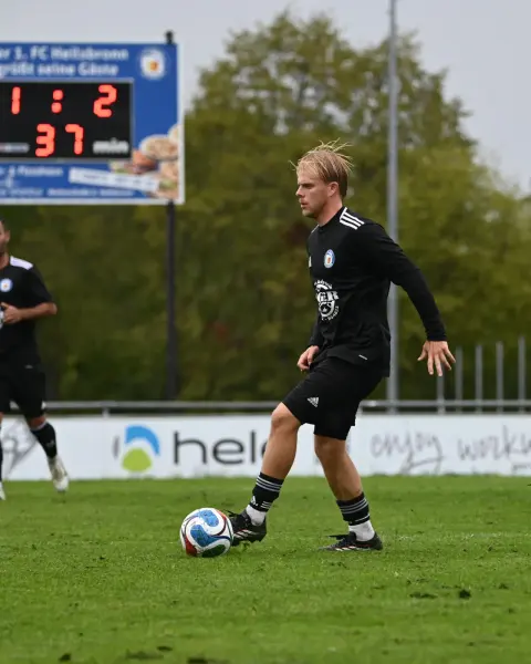 Szene aus dem Spiel 1. FC Heilsbronn – SC Obermichelbach, Bild 2