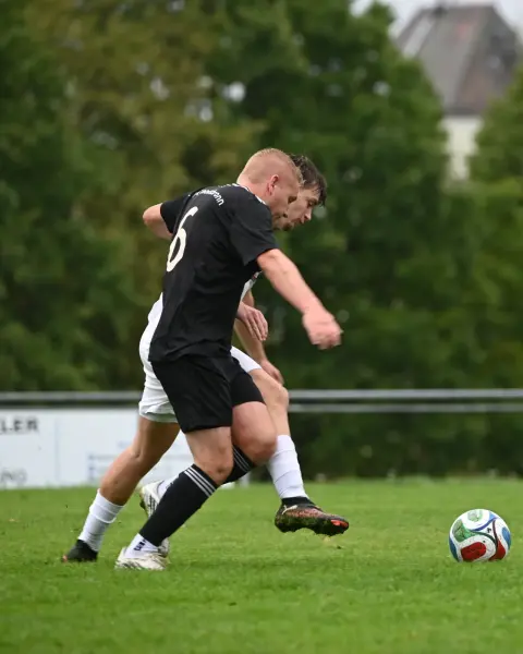 Szene aus dem Spiel 1. FC Heilsbronn – SC Obermichelbach, Bild 3