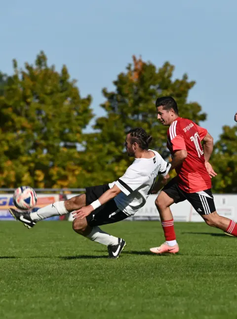 Szene aus dem Spiel 1. FC Heilsbronn – SV Eyüp Sultan Nbg., Bild 3
