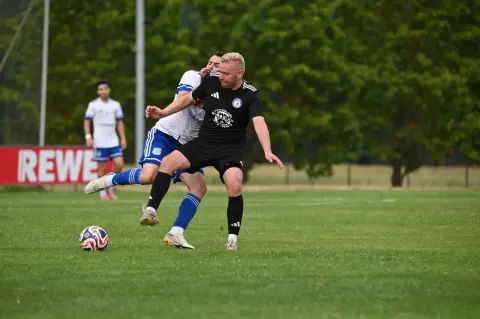 Szene aus dem Spiel 1. FC Heilsbronn – GSV Megas Alexandros Nbg., Bild 6